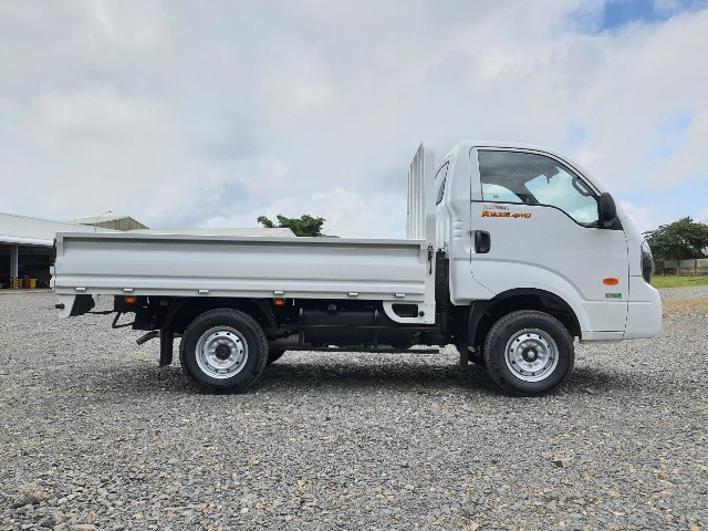 kia-k200s-2-cau-thung-lung-trang